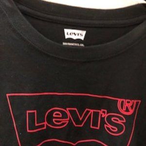 NWT - LEVI'S - Boys T-shirt